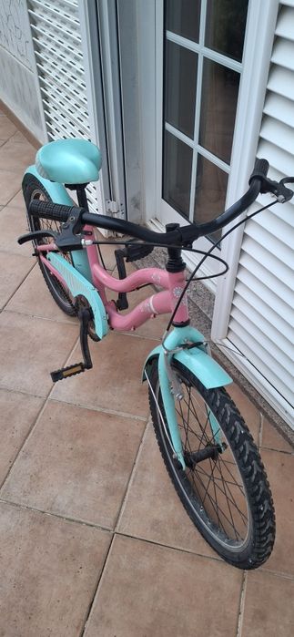 Bicicleta de menina roda 20