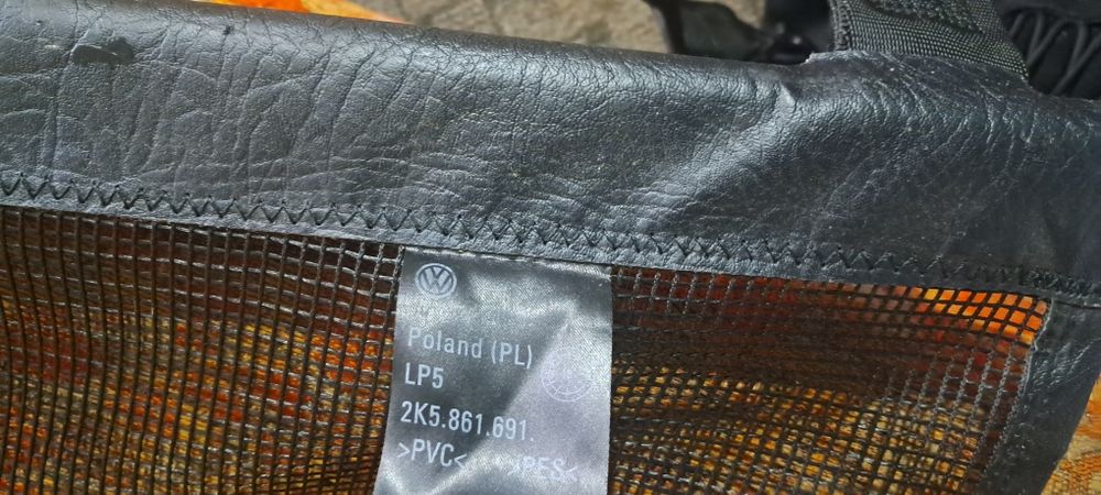 Продам сетка в багажник перегородка, стояла на фольцваген каді...
