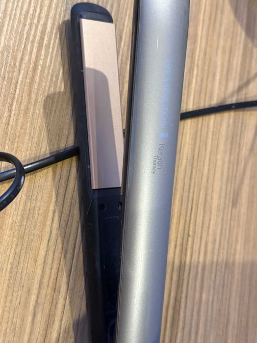 Prostownica Remington S8590 Keratin Therapy 46 W