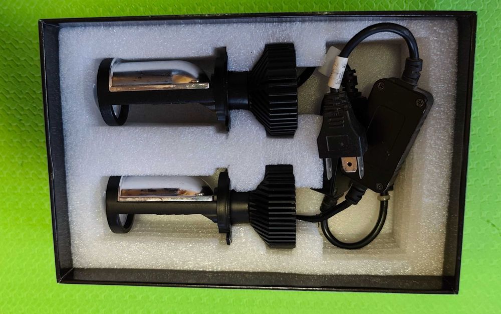 Автомобильные светодиодные лампы мини линзы  Н4 bi led,цена за 1 шт