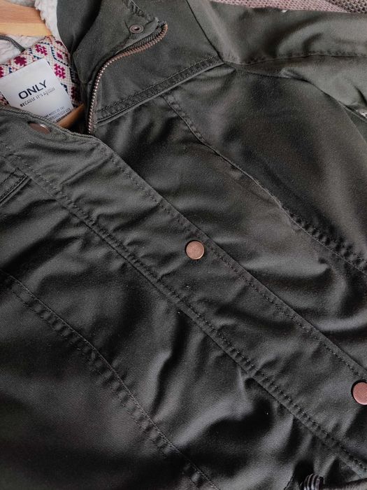 Ciemnozielona kurtka parka - Only - rozmiar S