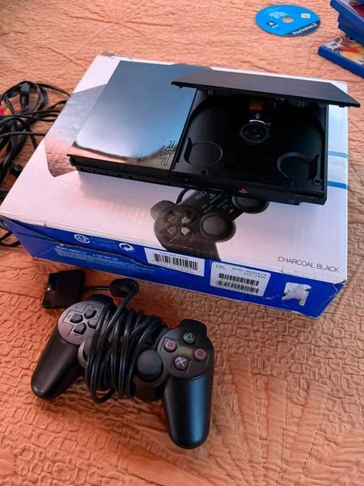 Consola PlayStation 2 (PS2) Slim Charcoal Black + Caixa Original + 6 Jogos