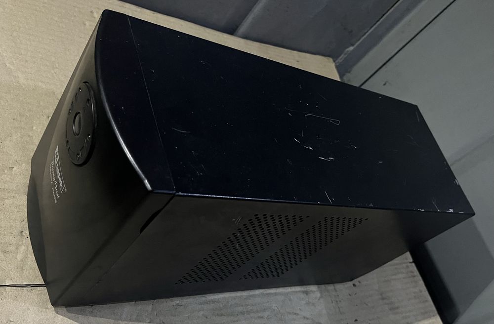 Б/У ИБП mustek powermust 1000va plus 600 вт, рабочий, без аккумулятора