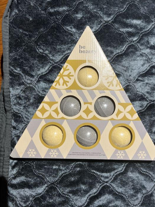 Kule do kąpieli z brokatem.