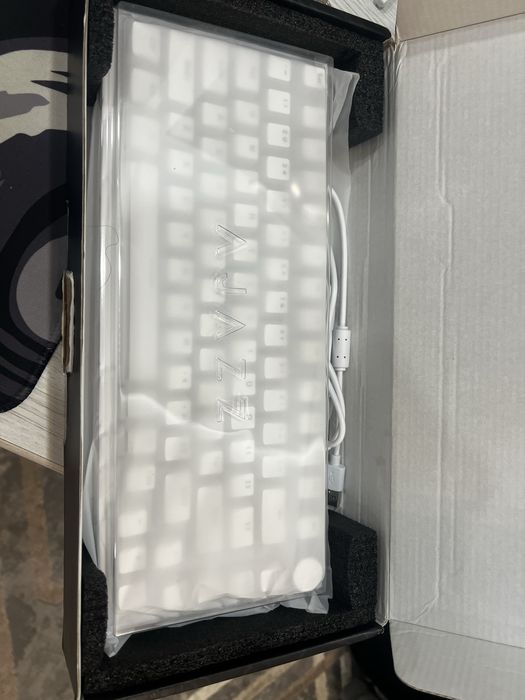 Ajazz ak820 на синіх свічах