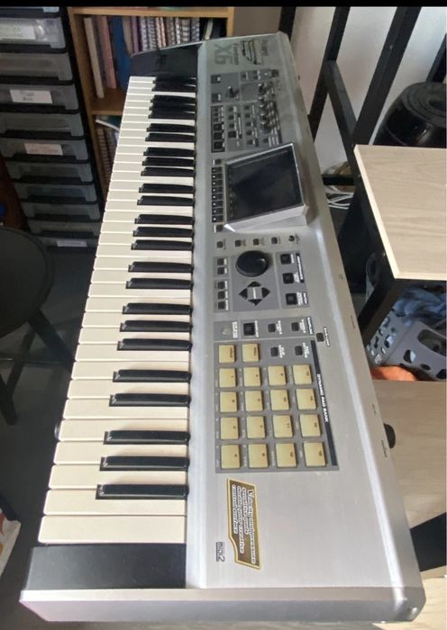 Roland Fantom X6