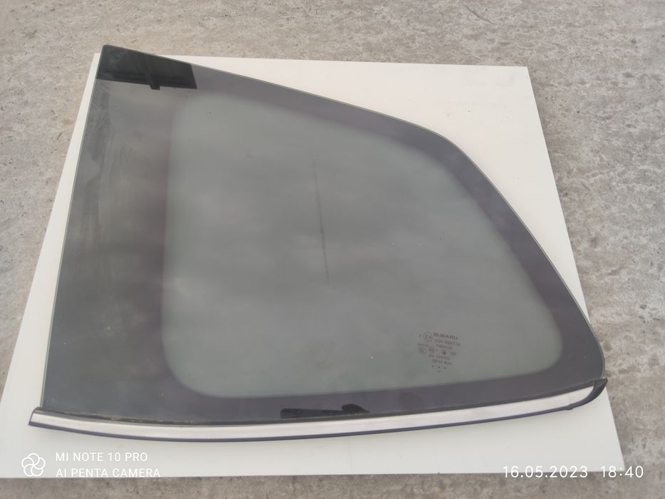 Форточка (глухое стекло) задняя левая Subaru Forester 14-18 SJ