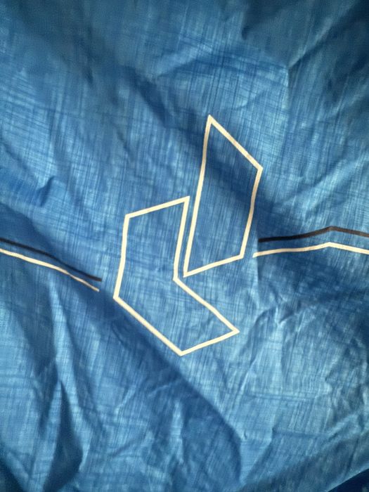 Kurtka wiatrówka L, Peak performance, stan bdb