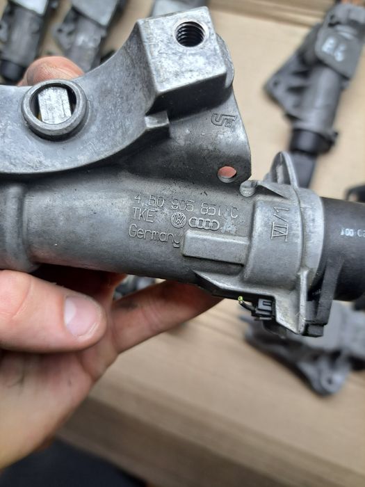 Замок Зажигания Запалення VAG Гольф 4 Пасат Б5 Октавія Фабія Сеат Ауді