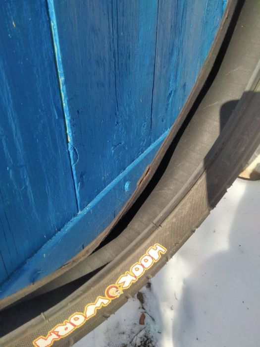 Продам покрышку maxxis