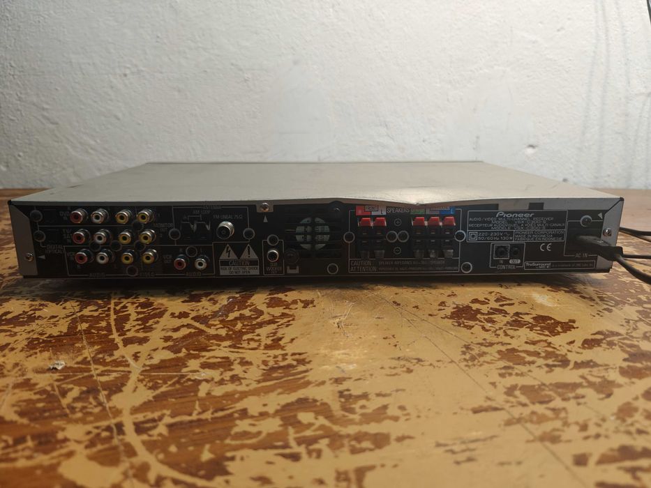 Amplituner Pioneer VSX-C 300