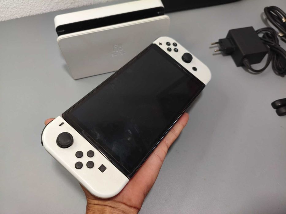 Nintendo Switch Oled Branca