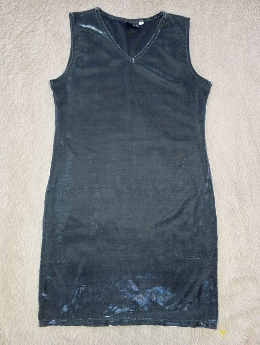 Блискуче плаття сукня