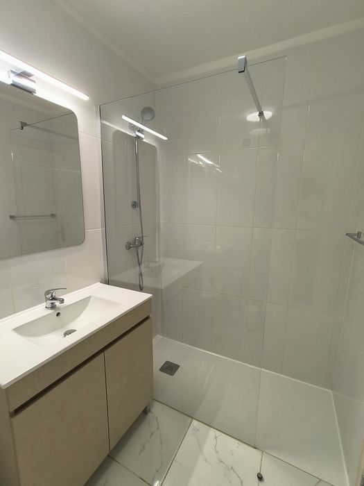 Arrendo quarto perto Polo Asprela