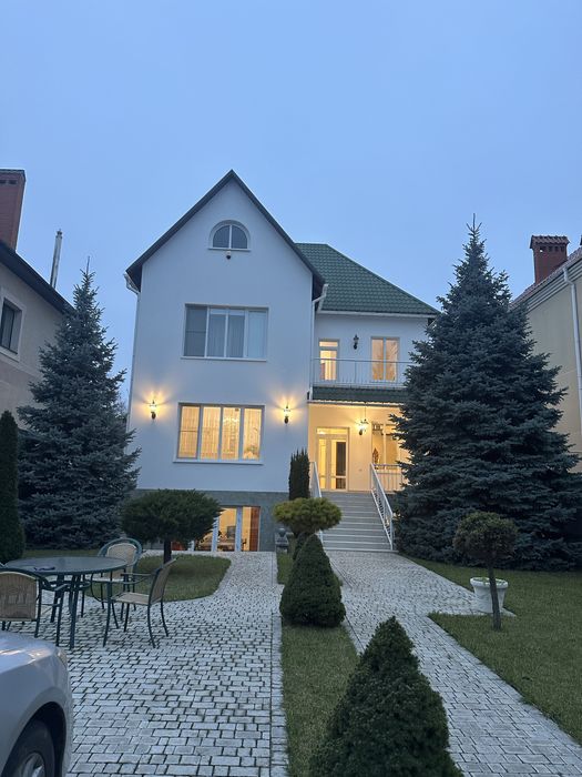Продам Дом на 10 ст.Фонтана