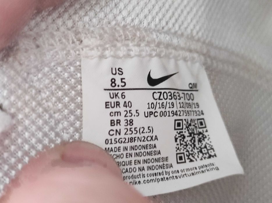 - Nike Blazer Mid 77  - Sneakersy r. 40