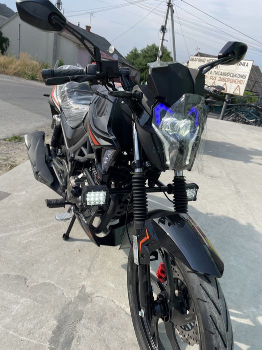 Доставка безкоштовна Мотоцикл Spark SP200R-34