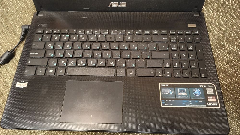 Ноутбук Asus x501u.