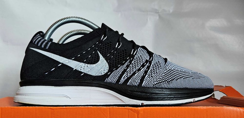 Nike Flyknit Trainer+ Black White Yeezknit Unpadded 2012 7US/40EUR