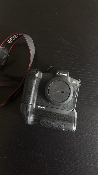 Canon R corpo + battery grip