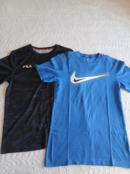 2 t-shirts Nike e Fila  12/13 anos