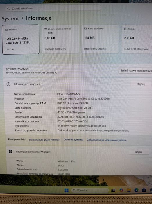 Komputer All in One HP i5-1225U/ 8GB RAM/ 256GB SSD / WINDOWS 11 Pro