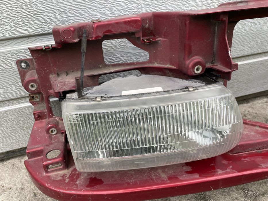 Wzmocnienie przód  +Lampy Ford Explorer u2