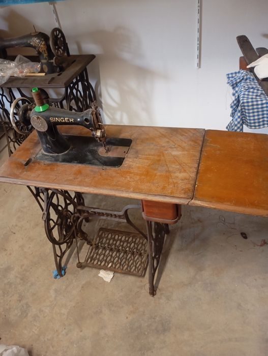 Máquina de costura Singer