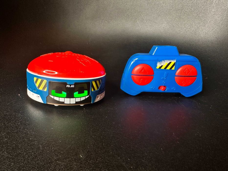 іграшковий робот на дистанційному управлінні Really Rad Robots Fartbro