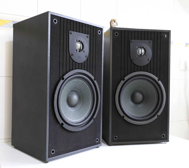 JBL TLX-130 colunas 80 watts / Bases para colunas Hi-Fi