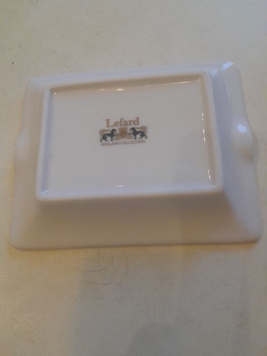 Элитная  пепельница.