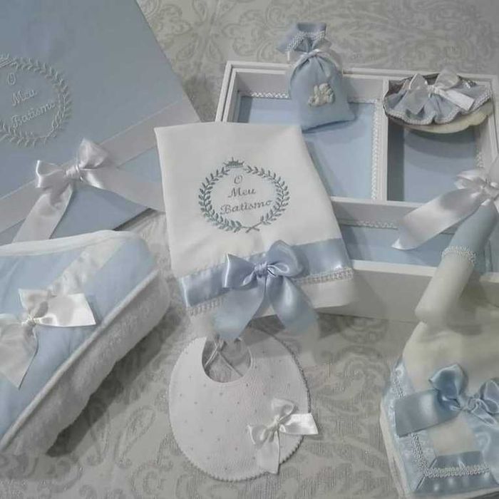 Conjuntos personalizados de batizado