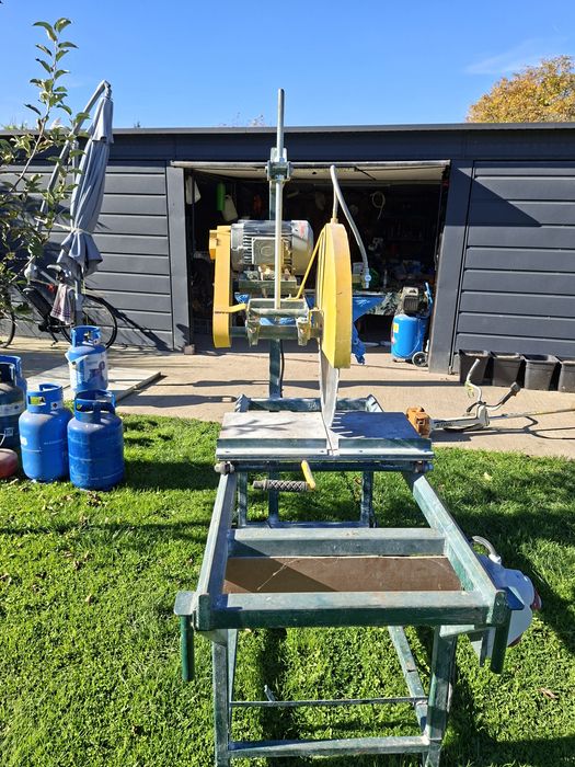 Pila do cięcia bloczków