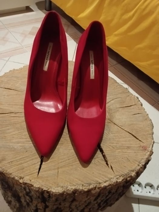 Sapatos senhora 37