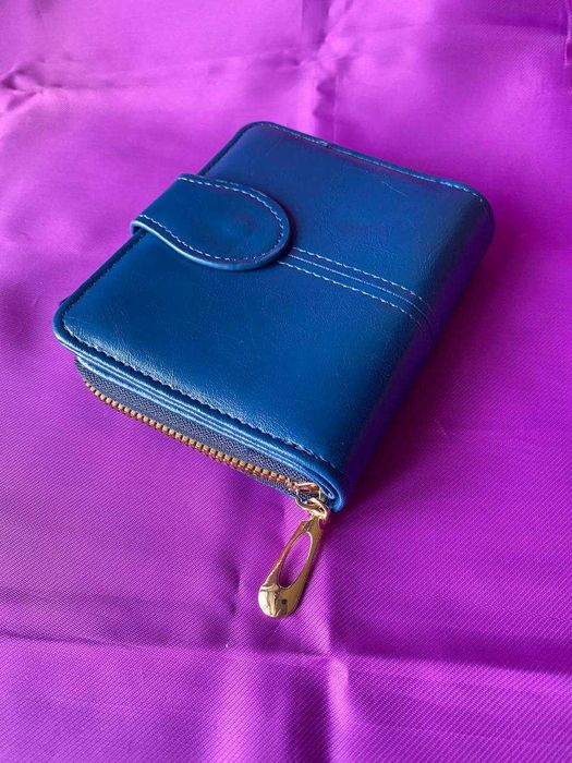 гаманець шкіряний (штучна) жіночий розмір 9х12 см темносинього кольору