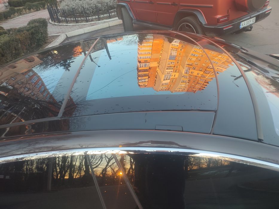 Tesla Model S 400к.с