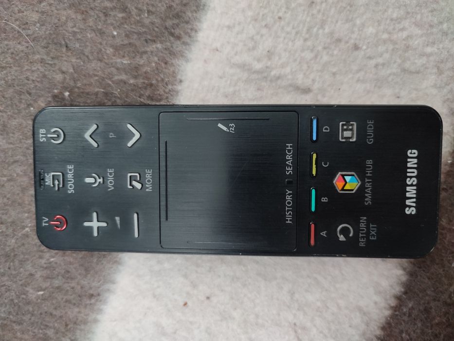 Samsung UE40F6400AK  3D активная  200 грц