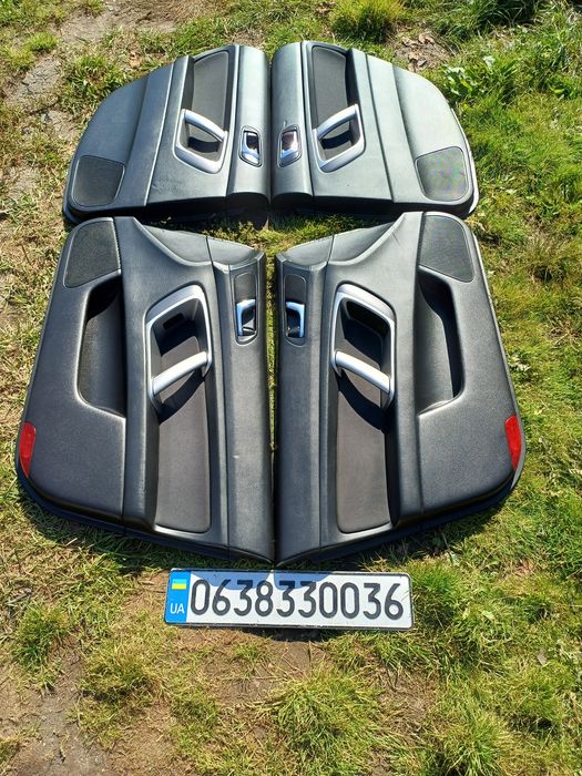 Subaru Legacy 4 03-09r рест дверні карти обшивки дверей