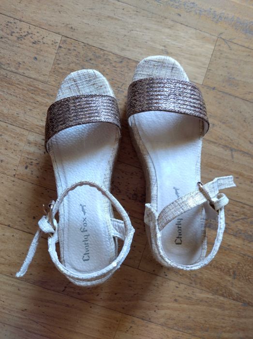 Sandálias de plataforma Charly Fox