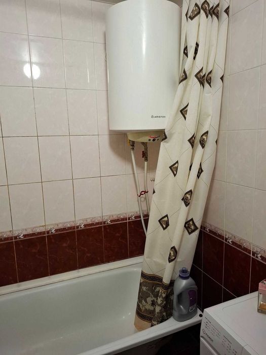 Нерубайське-Наті, гарна 4кім. квартира 1/9поверхів, фасадна вуглова.