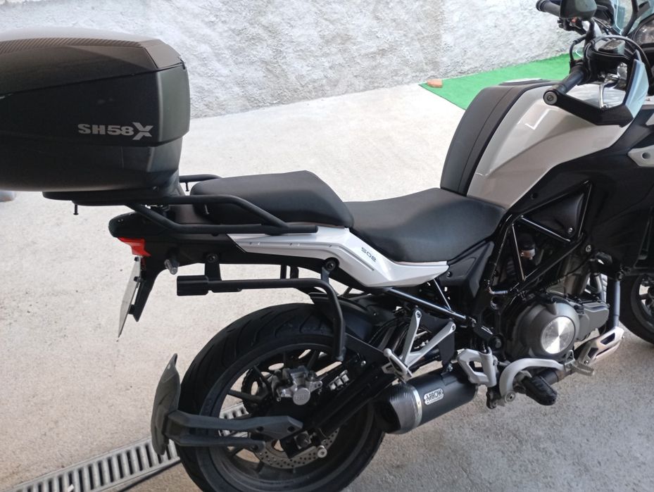 Moto Benelli trk 502