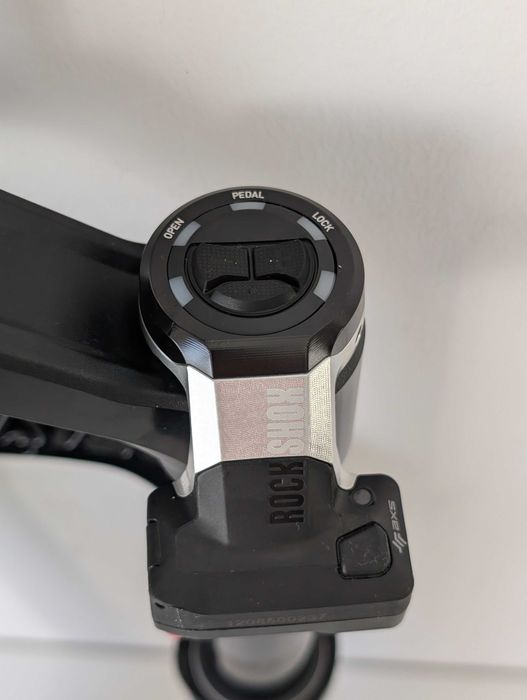 Suspensão RockShox Pike Ultimate Flight Attendant C. 3.1 | 140 | NOVA