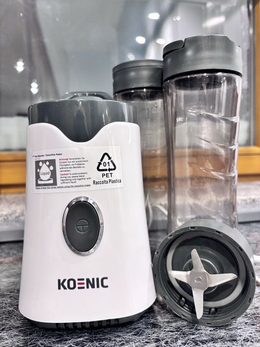 Mini blender/ smoothie maker