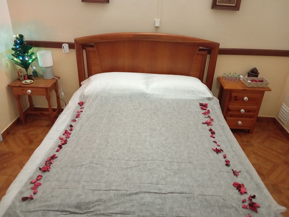 Massagem Terapêutica & Bem-Estar Holístico – Atendimento Profissional.