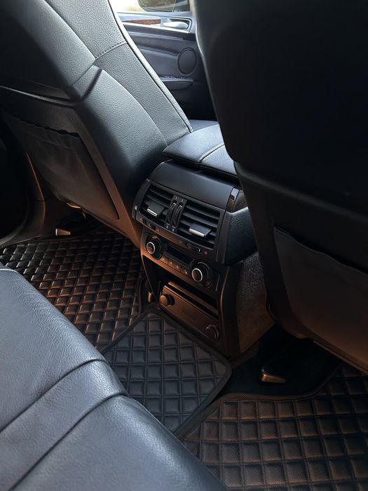 Bmw x5 2013 рік.