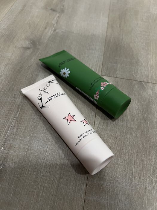 Marc Jacobs Fragrances PERFECT i DAISY 2 Balsamy do ciała