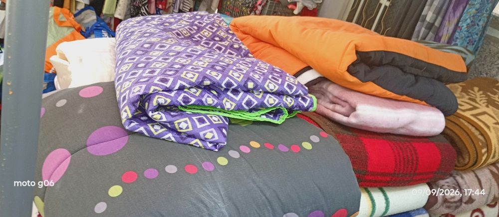 Cobertores e Edredons cama de casal e solteiro em bom estado