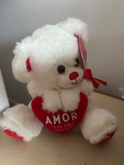 Ursinho completamente novo