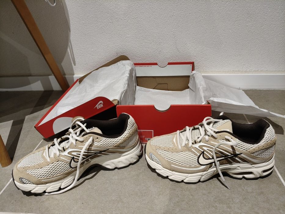 Nike Air Max Moto 2K