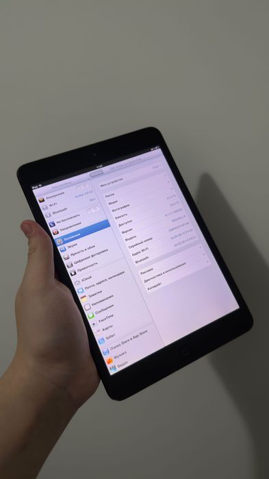 iPad mini 1 | 32GB | iOS 6!